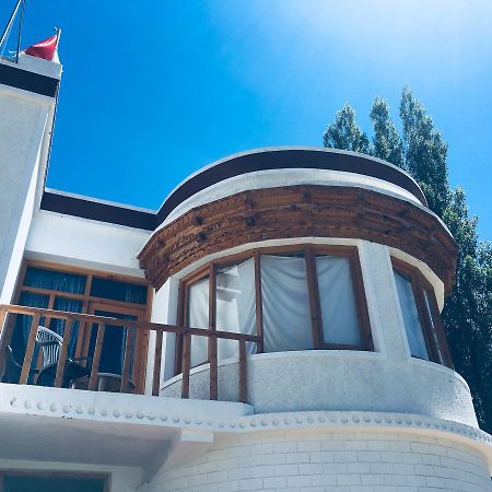 Ponyo Stays Leh Exterior foto
